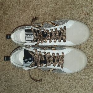 Gianni Bini Elleinna Leopard & Glitter sneakers sz 7.5
